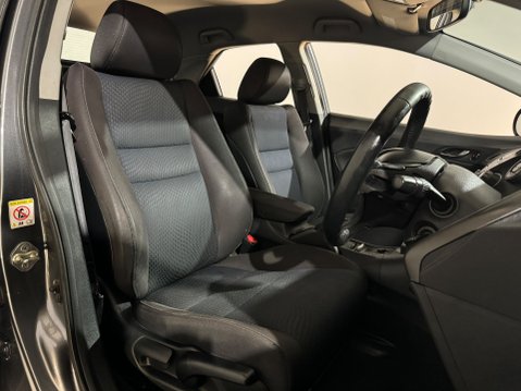 Honda Civic I-VTEC SE 15