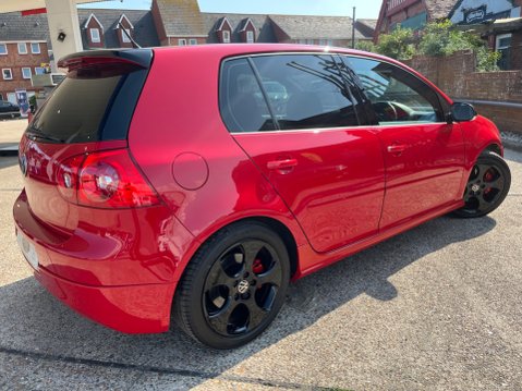 Volkswagen Golf 2.0 GTI DSG 2