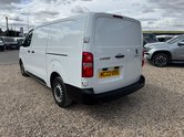 Peugeot Expert XLWB L3H1 Low Roof Professional 2900 Air Con EURO 6 10