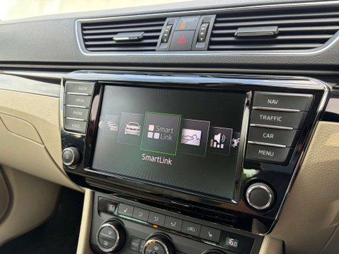 Skoda Superb 2.0 Superb Laurin & Klement TSi Semi-Auto 5dr 48