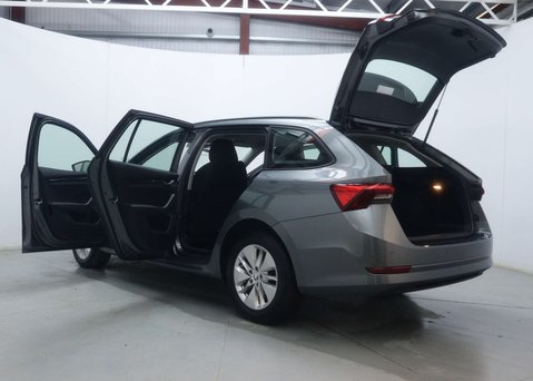 Skoda Octavia 1.0 Octavia SE Technology TSi E-Tech Semi-Auto 5dr 52