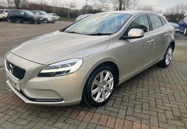 Volvo V40 2.0 T3 INSCRIPTION 13
