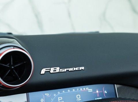 Ferrari F8 Spider 18