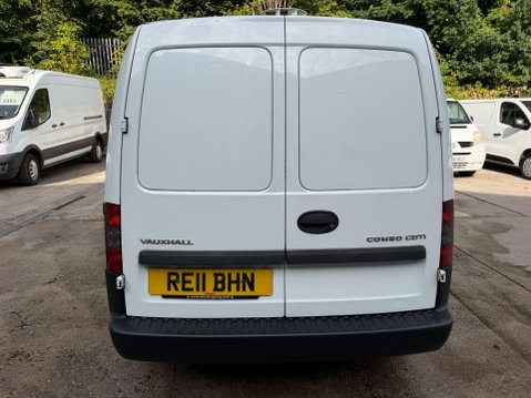 Vauxhall Combo 1.3 CDTi 2000 16v Panel Van 3dr Diesel Manual (134 g/km, 69 bhp) 14