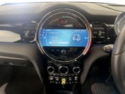 Mini Hatch Cooper SE 32.6kWh Level 3 Hatchback 3dr Electric Auto (184 ps) 19
