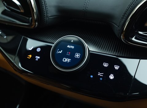 Ferrari Purosangue 24