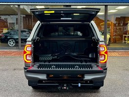 Toyota Hilux 2.8 HI-Luxury Invincible X D-4D 4WD Double Cab Auto 4WD 5dr 62