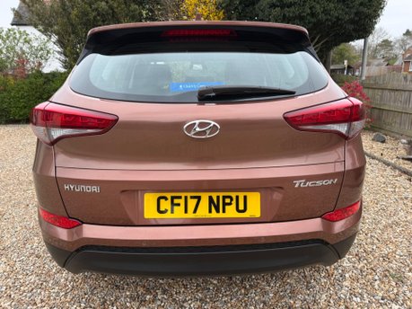 Hyundai TUCSON 1.6 GDi Blue Drive SE Euro 6 (s/s) 5dr 9