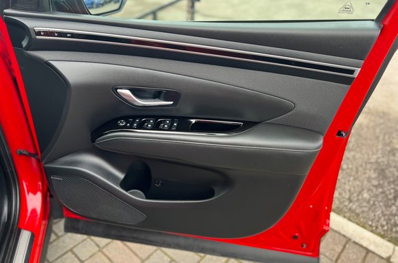 Hyundai TUCSON 1.6 T-GDI ULTIMATE HYBRID AUTO 25