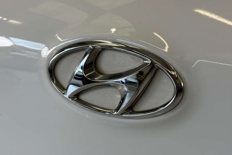Hyundai i20 1.2 Premium Hatchback 5dr Petrol Manual Euro 6 (84 ps) 71