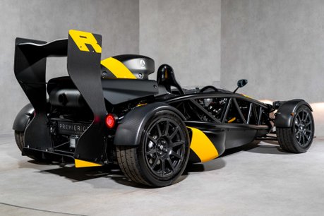 Ariel Atom 4 R 400 BHP. OVER £55K IN EXTRAS. 6-SPEED SEQUENTIAL. CARBON WHEELS & PANELS. 4