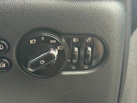 Mini Hatch COOPER SEVEN 31