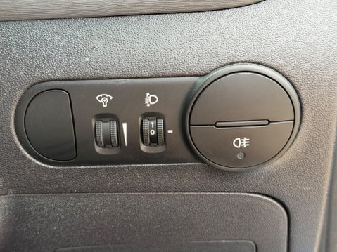 Hyundai i10 CLASSIC 15