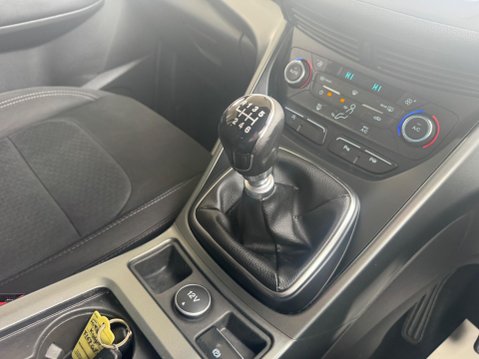 Ford Kuga 2.0 TDCi EcoBlue Zetec AWD Euro 6 (s/s) 5dr 23