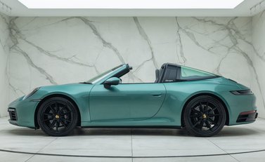 Porsche 911 Targa 4 (992) 6