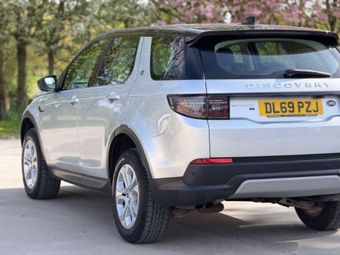 Land Rover Discovery Sport 2.0 Discovery Sport S D 4x2 5dr 17