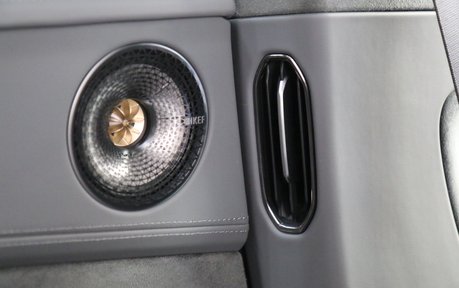 Lotus Eletre S - Huge Feature List - Intelligent Glass Roof, Reference Sound and More 15