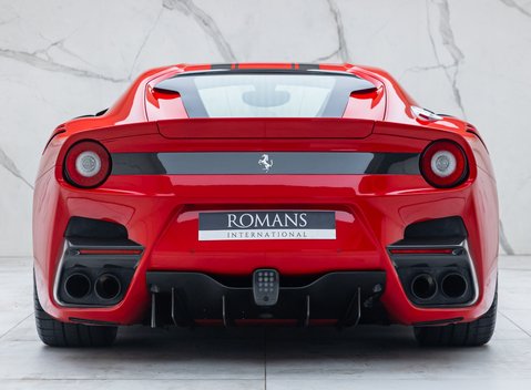 Ferrari F12 TDF 10