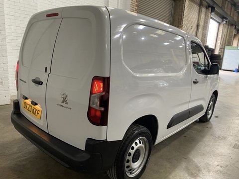 Peugeot Partner BLUEHDI PROFESSIONAL PREMIUM PLUS L1 5