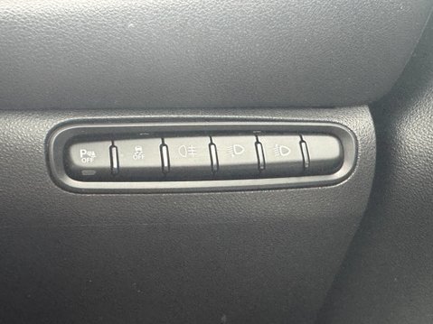 Fiat 500e 42kWh La Prima Hatchback 3dr Electric Auto (118 ps) 14
