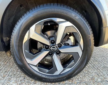 Nissan Qashqai 1.3 Qashqai N-Connecta DiG-T MHEV 5dr 14