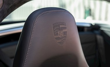 Porsche 911 (991.2) Targa 4 GTS 25