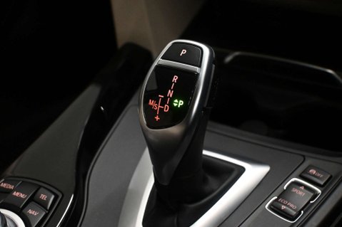 BMW 3 Series 2.0 320I Sport Auto 5dr 52