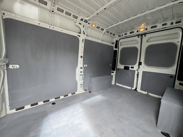 Citroen Relay MWB L2H2 [SOLD CR] Medium Roof Enterprise 35 Air Con Nav Sensors Tow Bar EU 11