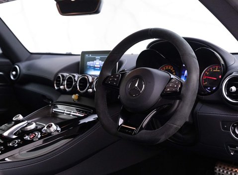 Mercedes-Benz G Series AMG GT R PREMIUM 5