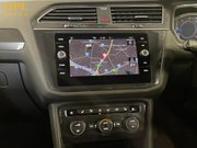 Volkswagen Tiguan Allspace 2.0 TDI SEL SUV 5dr Diesel Manual Euro 6 (s/s) (150 ps) Cruise Control - D 19