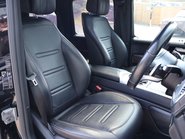 Mercedes-Benz G Series 2109 G 350 D 4MATIC AMG LINE PREMIUM MATT BLACK WRAPP 25