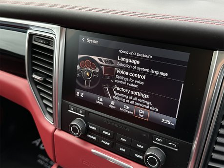 Porsche Macan TURBO PDK 63