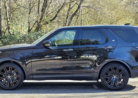 Land Rover Discovery 3.0 Discovery Luxury HSE SD6 Auto 4WD 5dr 35