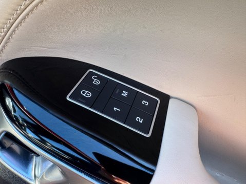 Land Rover Range Rover Sport 3.0 SD V6 Autobiography Dynamic Auto 4WD Euro 6 (s/s) 5dr 51