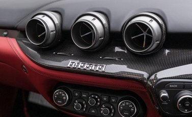 Ferrari F12 Berlinetta 16