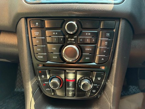 Vauxhall Meriva 1.4T 16V Exclusiv Euro 5 5dr 16