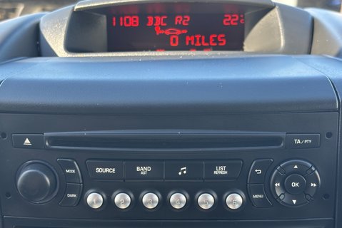 Citroen Berlingo 850 Enterprise L1 90ps Hdi Panel Van - Twin Side Doors 25