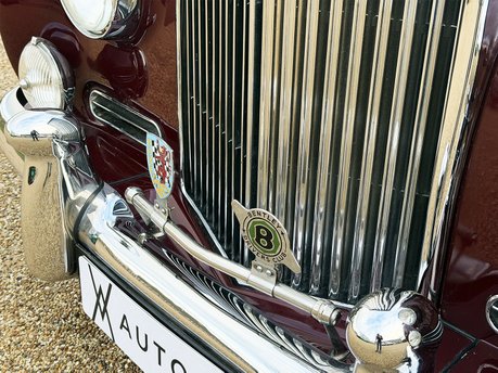 Bentley S1 Continental Mulliner Flying Spur 35