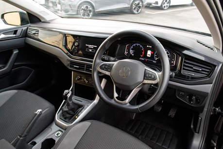 Volkswagen Polo LIFE TSI