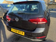 Volkswagen Golf SE NAVIGATION TDI 17