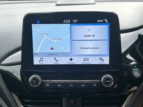 Ford Fiesta TITANIUM 24