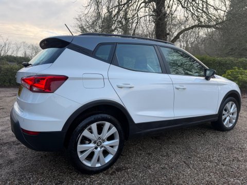 SEAT Arona 1.0 TSI SE Technology DSG Euro 6 (s/s) 5dr 9
