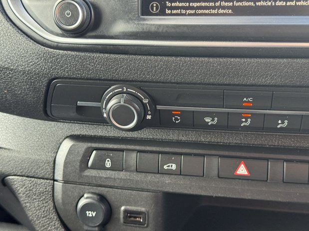 Vauxhall Vivaro SWB L1H1 Low Roof Prime 2900 Air Con Sensors EURO 6 31