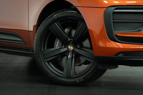 Porsche Macan 2.0T SUV 5dr Petrol PDK 4WD Euro 6 (s/s) (265 ps) 29