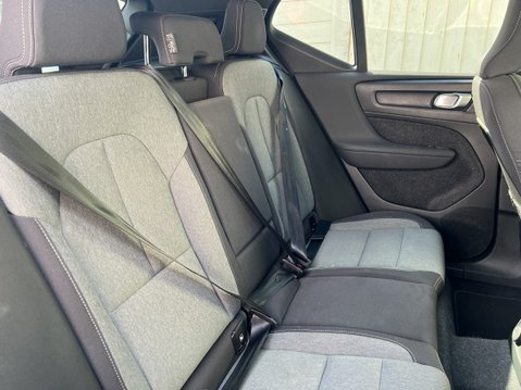 Volvo XC40 (Sold) 1.5h T4 Recharge 10.7kWh Plus SUV 5dr Petrol Plug- 17