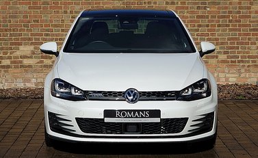 Volkswagen Golf GTD 2.0 TDi 4