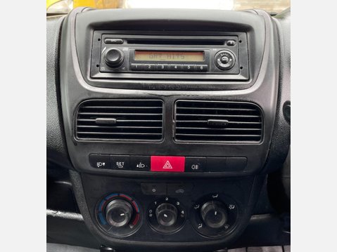 Vauxhall Combo 1.6 Turbo D 2300 Sportive Panel Van 4dr Diesel Manual L2 H1 Euro 6 (s/s) (1 28