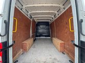 Volkswagen Crafter MWB L2H2 High Roof Trendline Cr35 Air Con EURO 6* 9