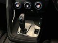 Jaguar E-Pace E-PACE R-DYNAMIC HSE 15