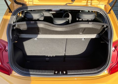 Kia Picanto X-LINE S AMT 19